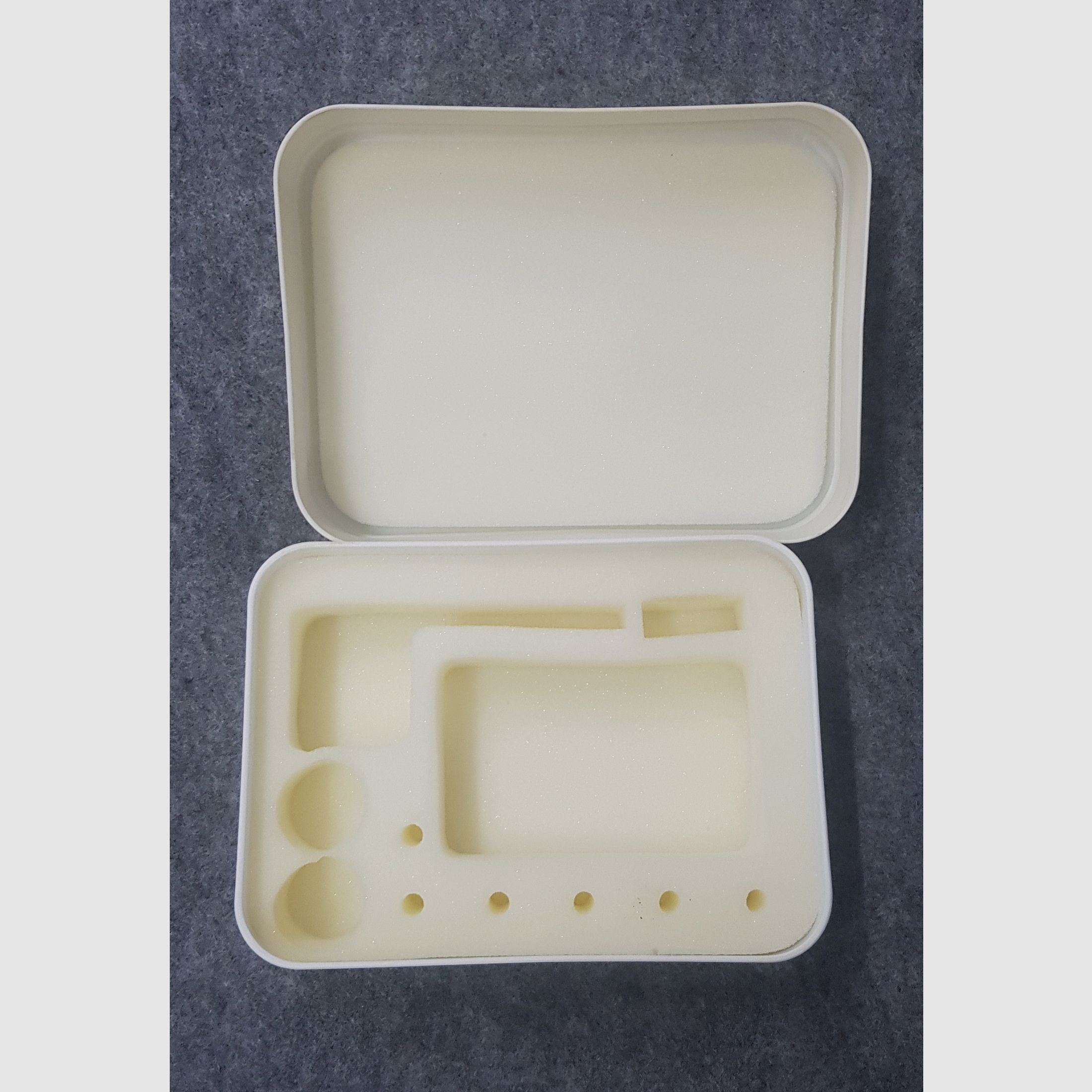 Neuer Original GST Diopterkasten mit Schaumstoffeinlage (ohne Zubehör)  KK Haenel  M 150  Diopter