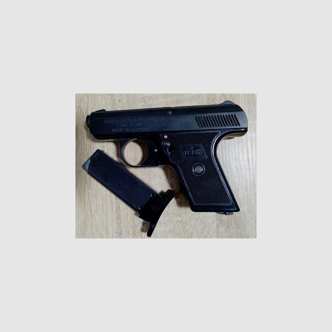 Reck FBI 8000 Kal. 8 mm Knall im PTB 387/2
