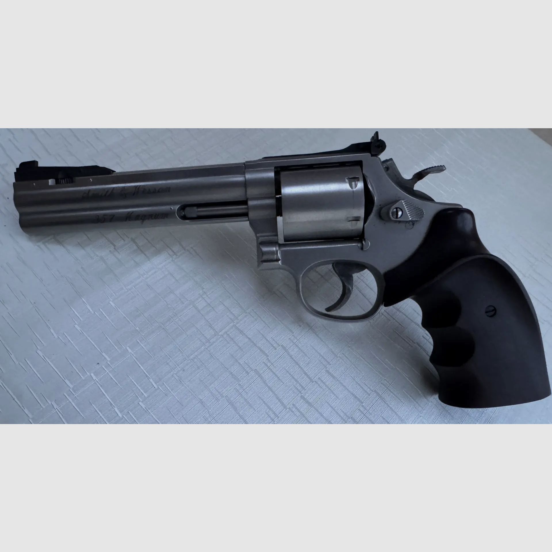 Smith & Wesson 686-4 Practical Champion caliber .357 Magnum