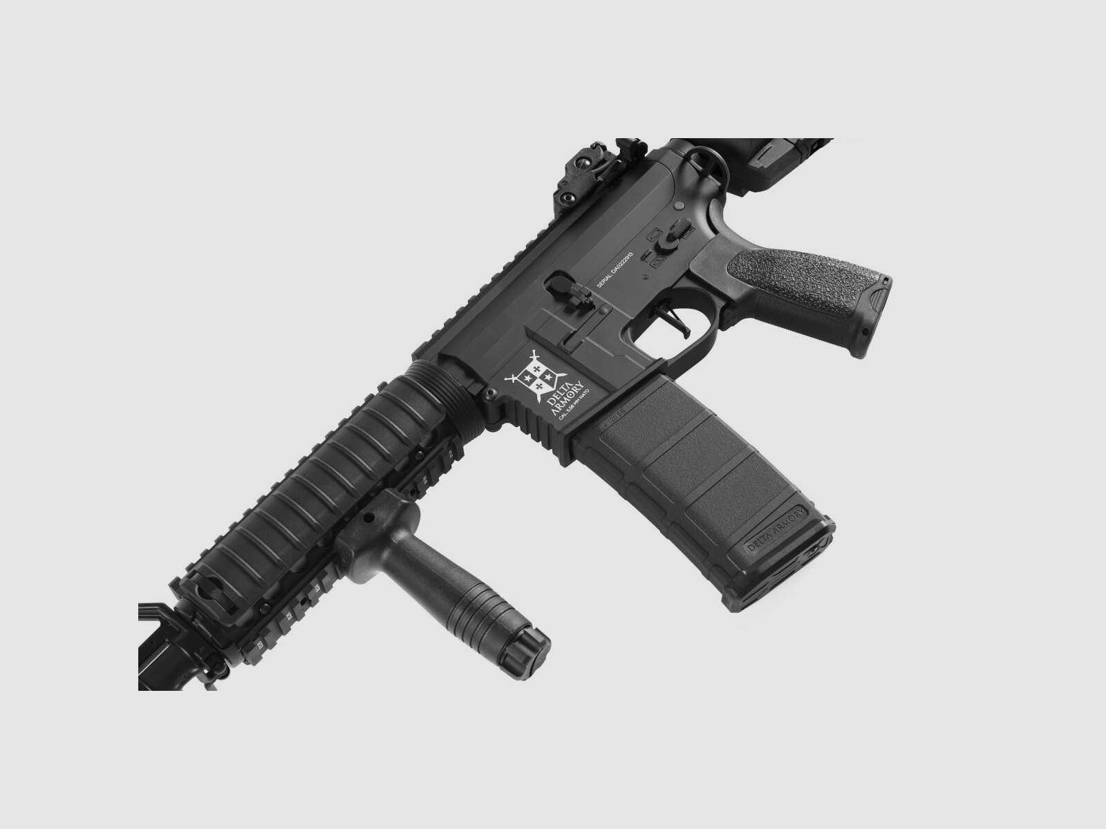 AR15 CQB-R ALPHA Vollmetall Vollmetall Delta Armory Schwarz S-AEG Airsoft Gewehr Frei ab 18 Jahren