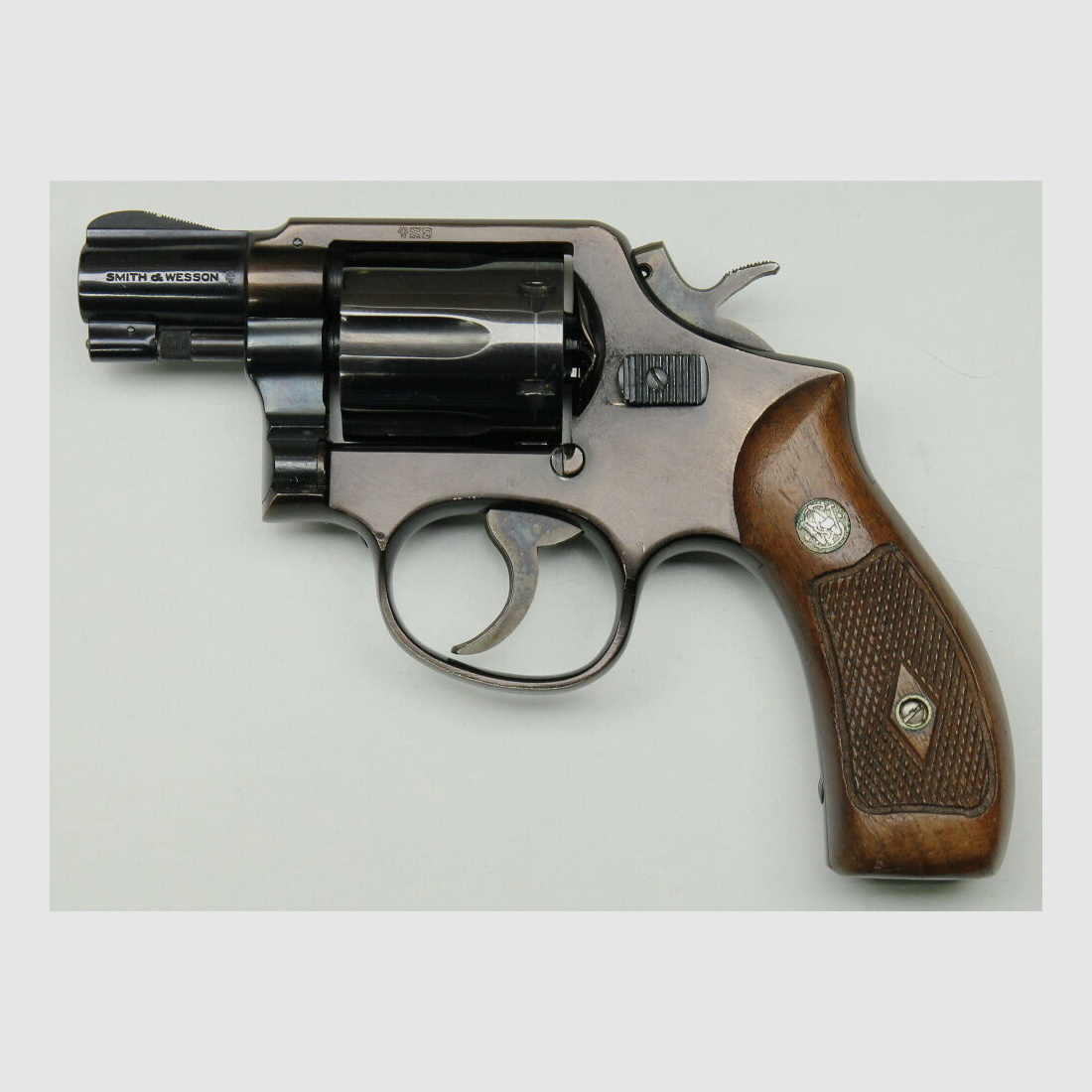 Smith & Wesson	 12 Airweight Schwedische Luftwaffe