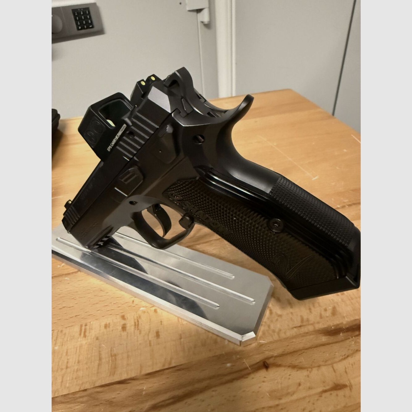 CZ Uhersky Brod CZ Shadow Carry 9mm Luger