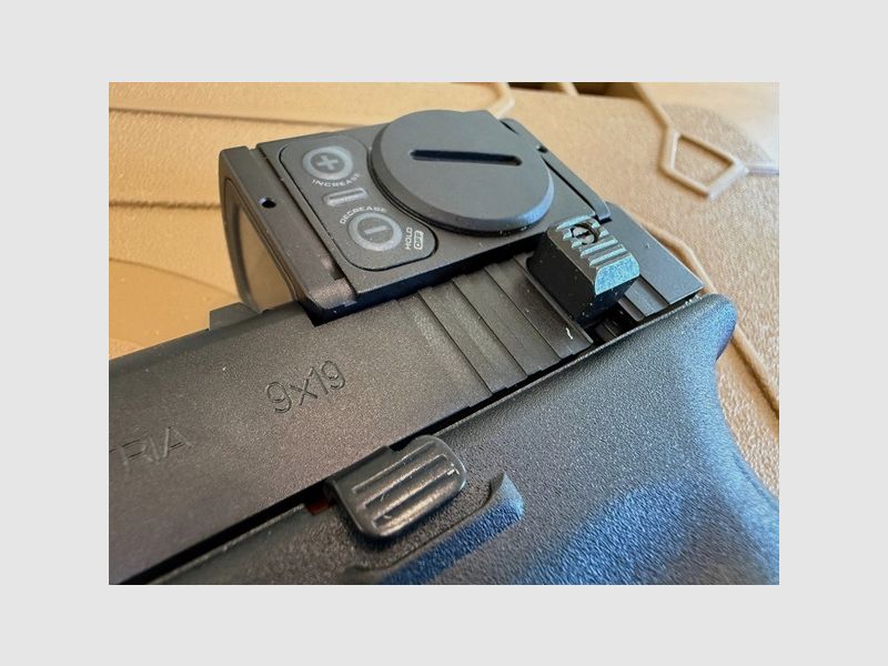 Brügger & Thomet (B&T) Glock 19 Hush Puppy Set incl. suppressor caliber 9mm Luger