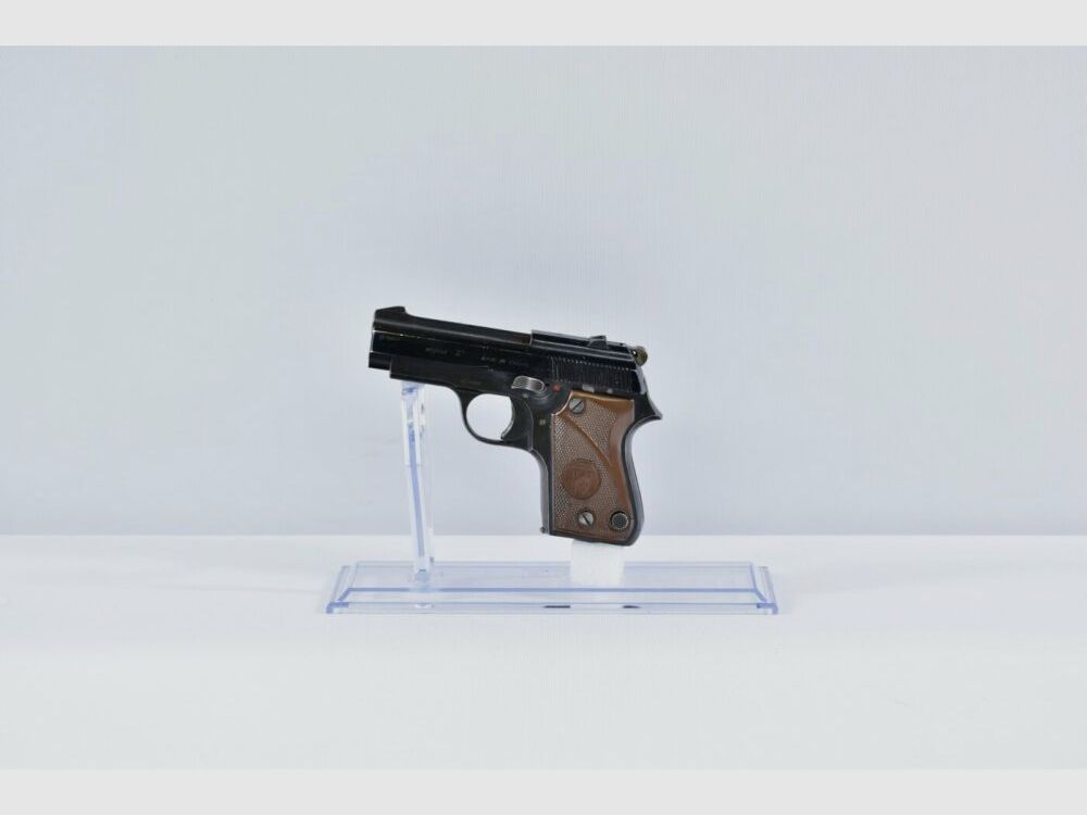 Unique .22lr Pistol