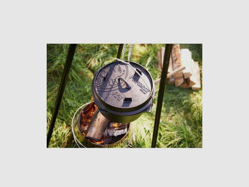 Petromax Dutch Oven Feuertopf mit Standfüßen ft9 (8,0 Liter)