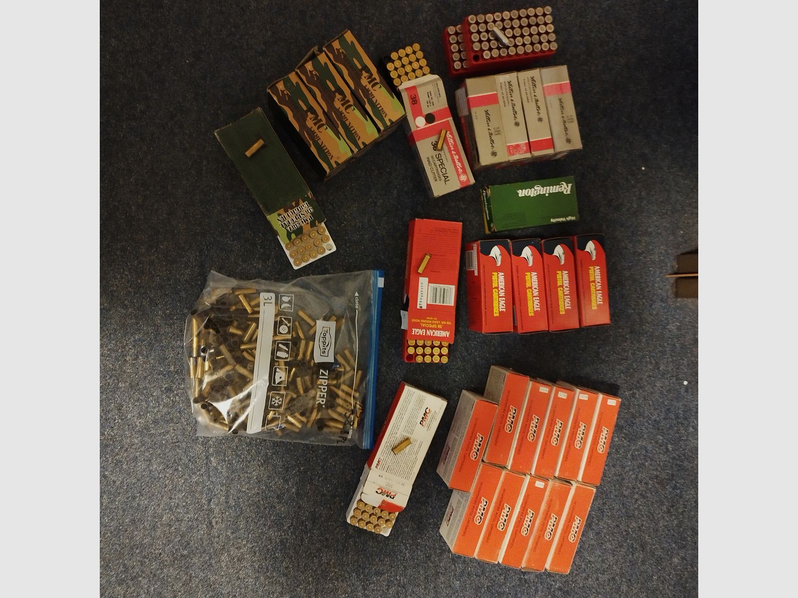 1735 pieces cal .38 Special cases fired once, image 1 of 5