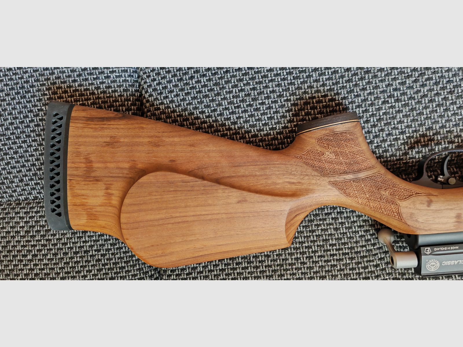 Air Arms S400 Walnuss 4,5mm, rechts, wie Neu