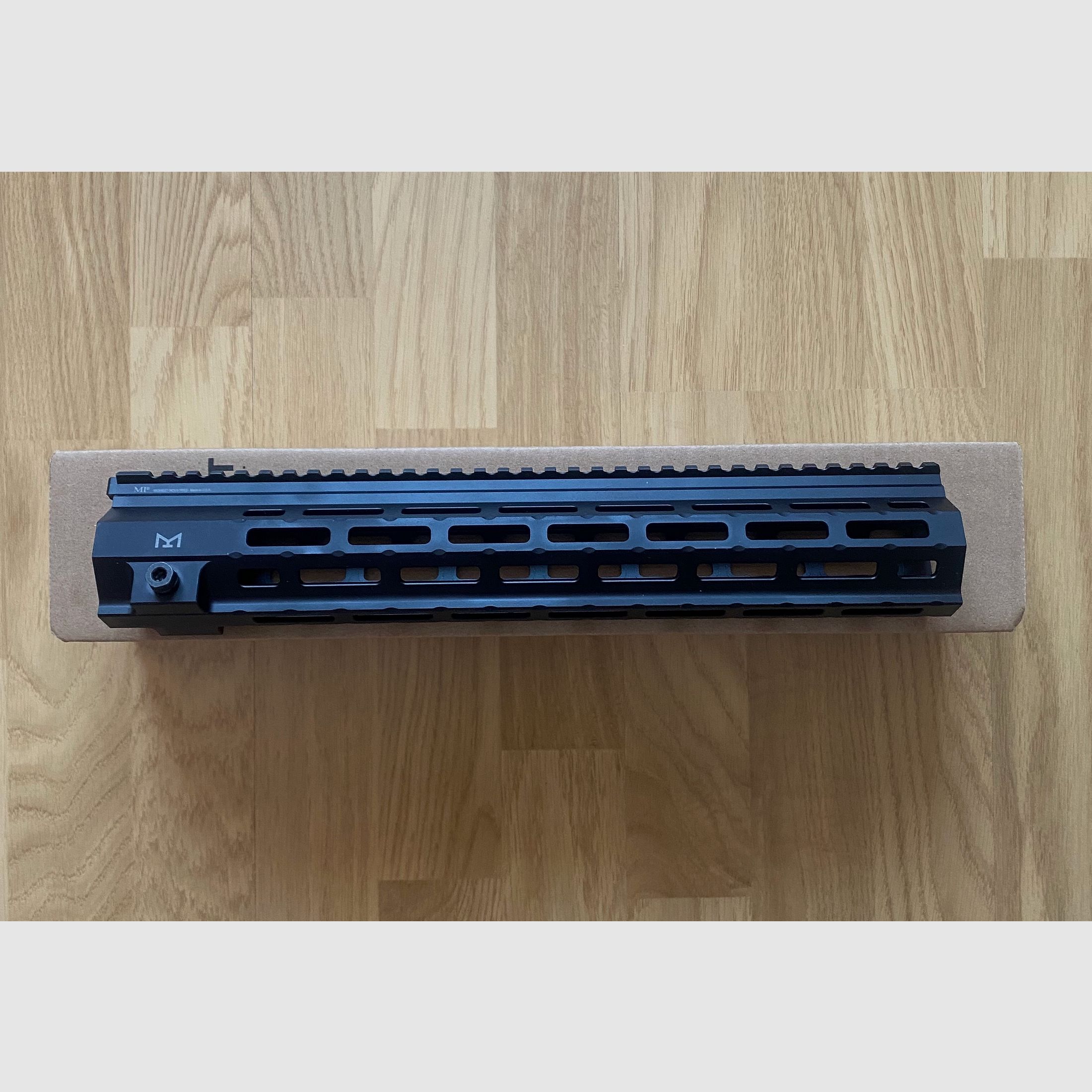 MIDWEST INDUSTRIES MR223 / HK416 M-LOK Handschutz 13,5" (Schwarz)