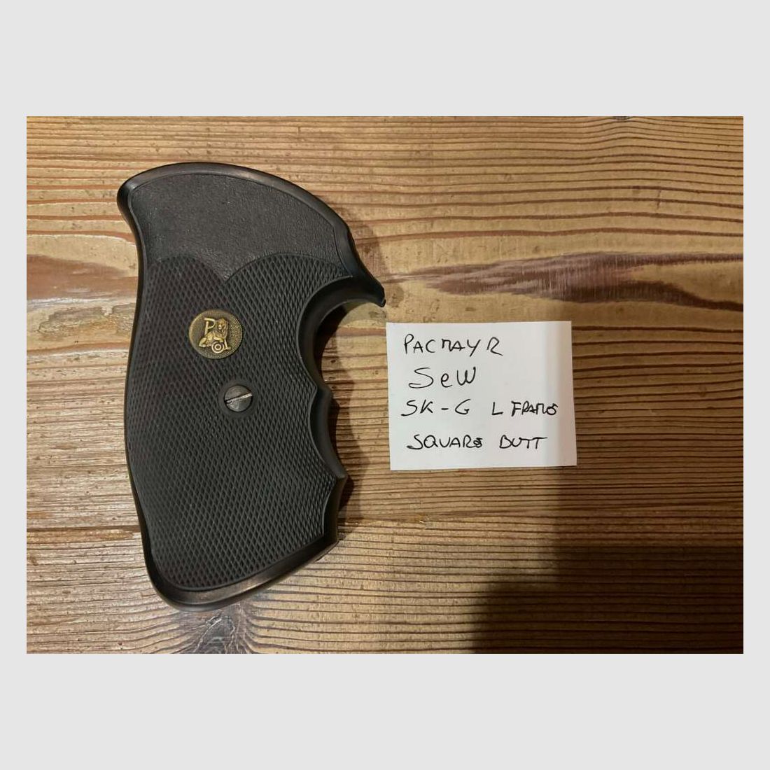 Griffschalen Pachmayr Smith & Wesson