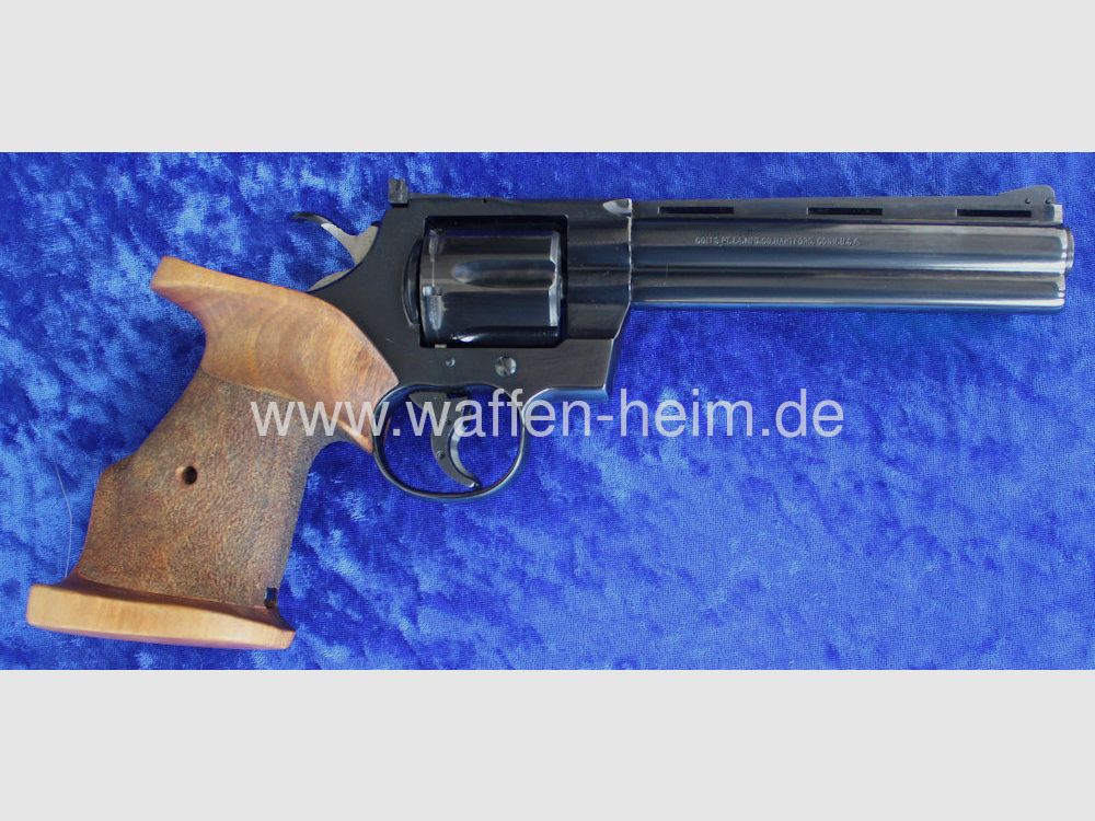 Colt Python / 6