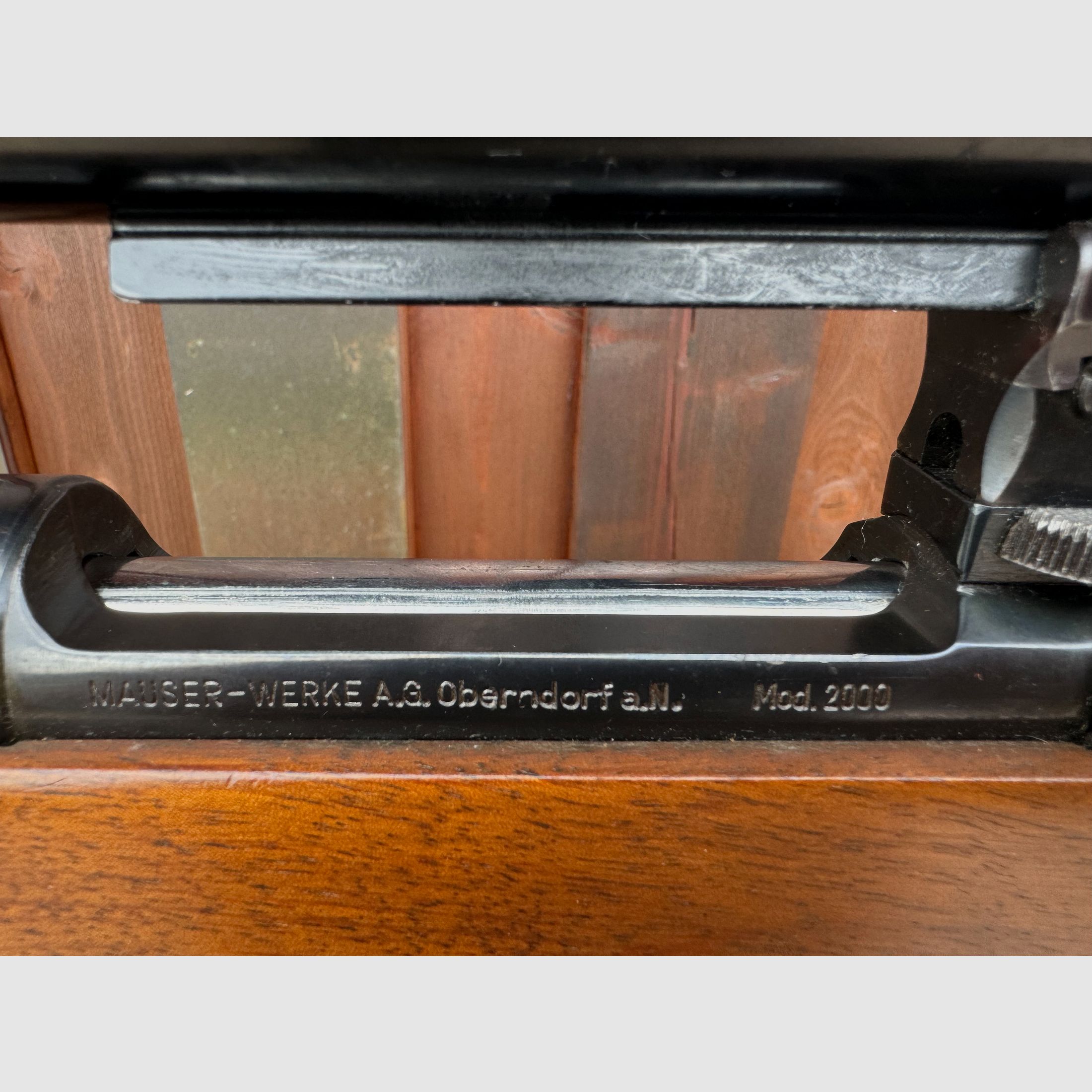 Mauser Modell 2000 Kal. .375 H&H Magnum met Zeiss Diavari 2,5–10x52
