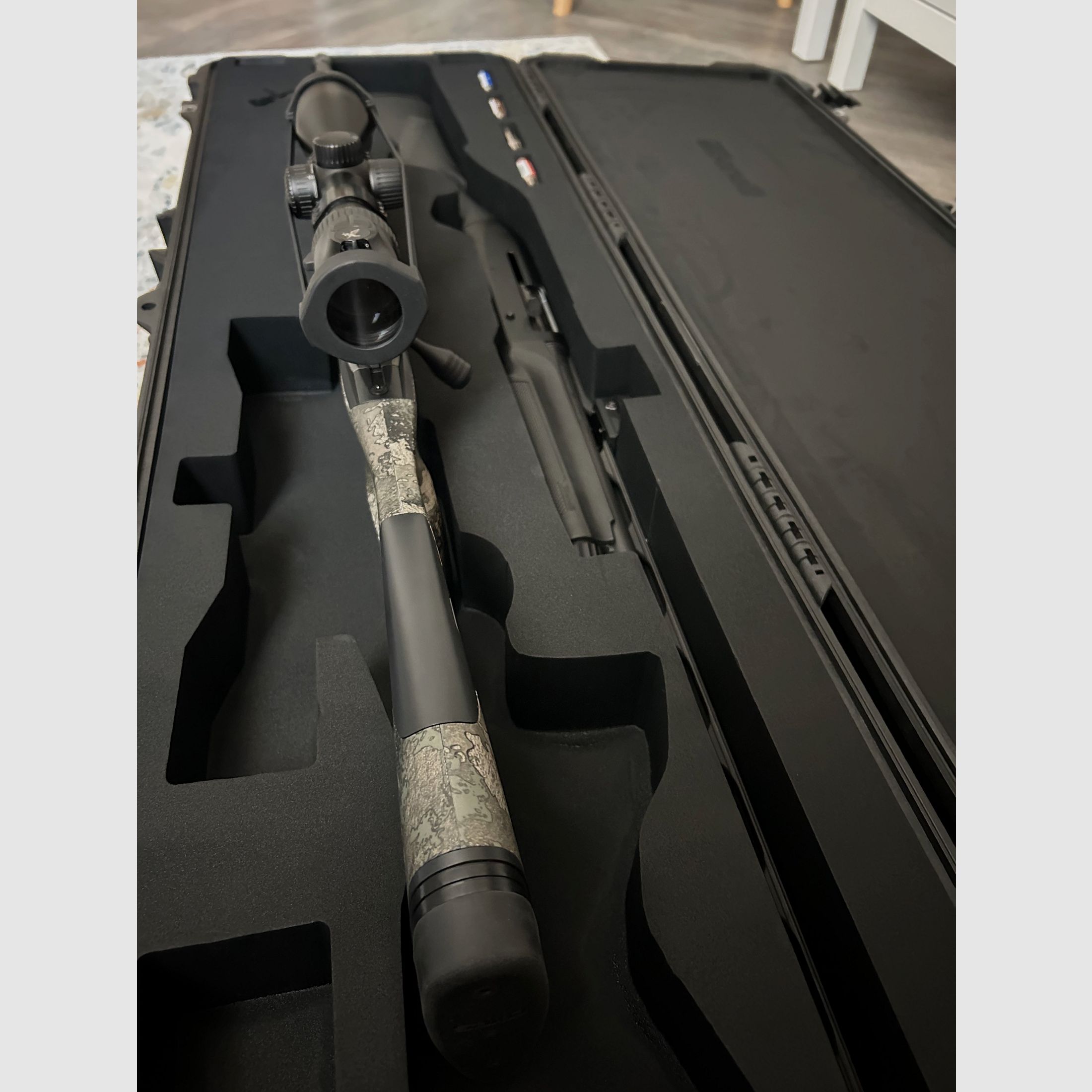 Kombi-aanbieding-knaller! Sako S20 + Swarovski Z8i | Hunter 6,5 Creedmoor Cerakote True Timber Strata LL 51cm Camo incl. Zfr. Swaro Z8i 2-16x50 P L, 4A-I *NIEUW*