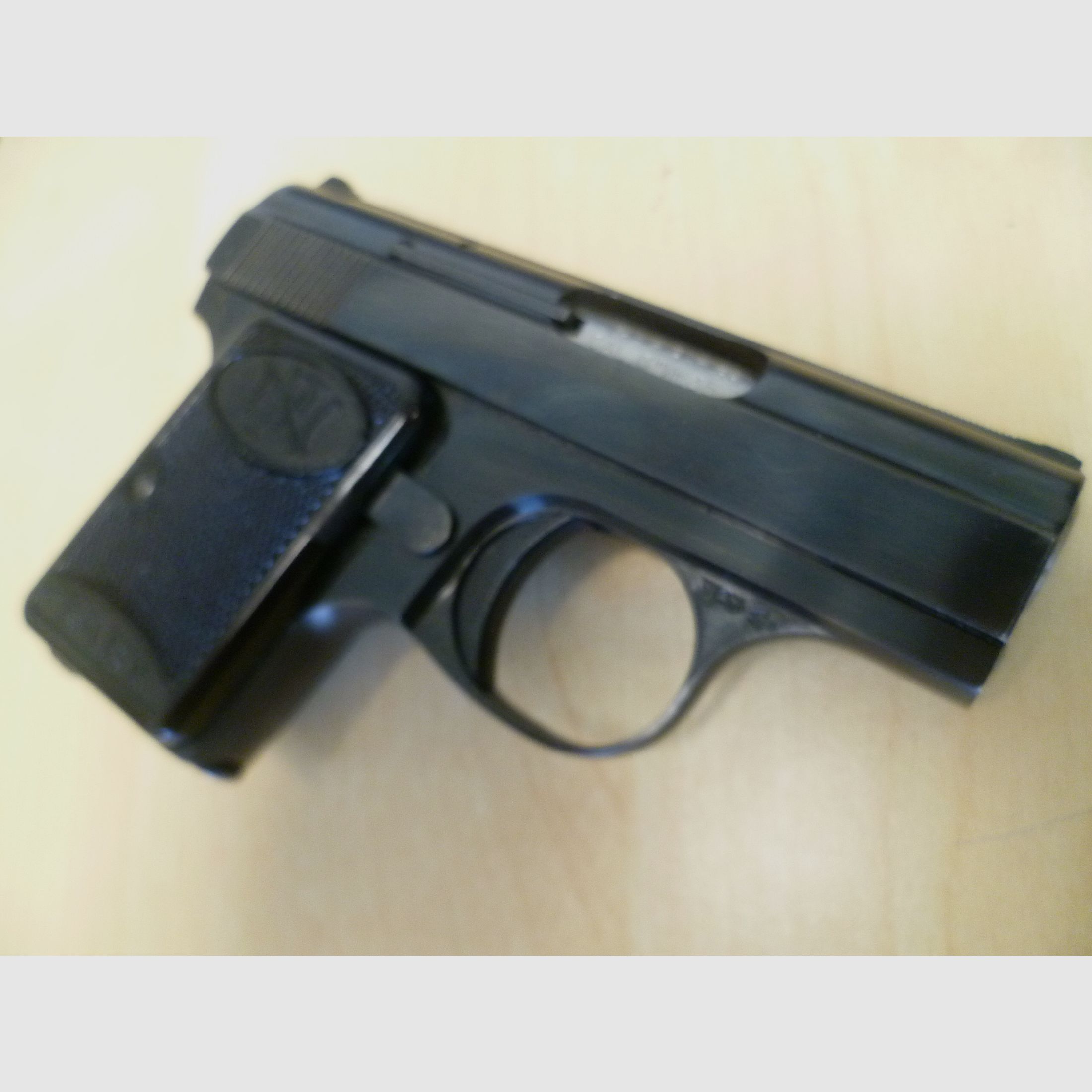 Pistole FN Baby 6,35 mm Browning