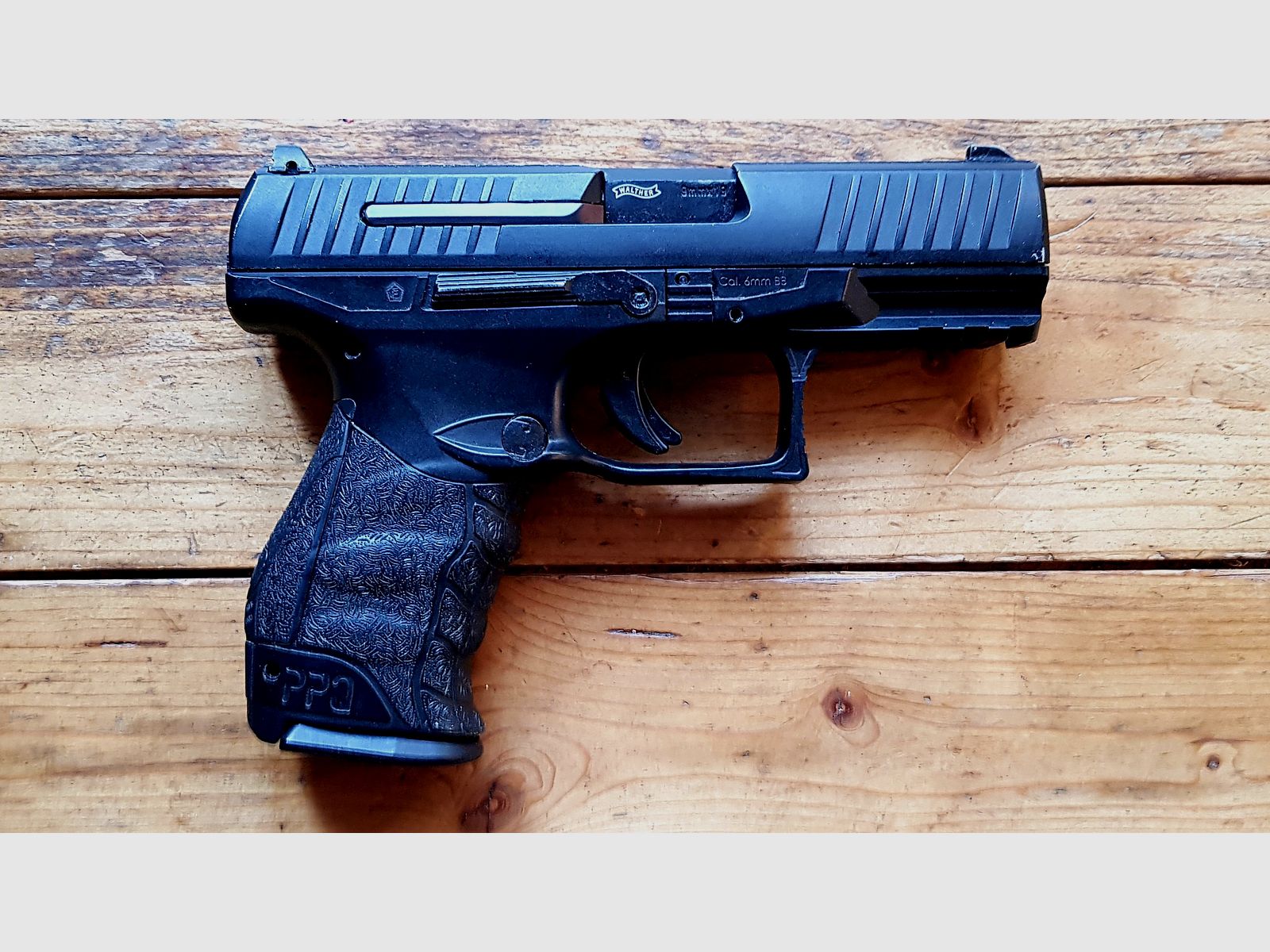 Softair Pistole Walter PPQ mit Blowback.