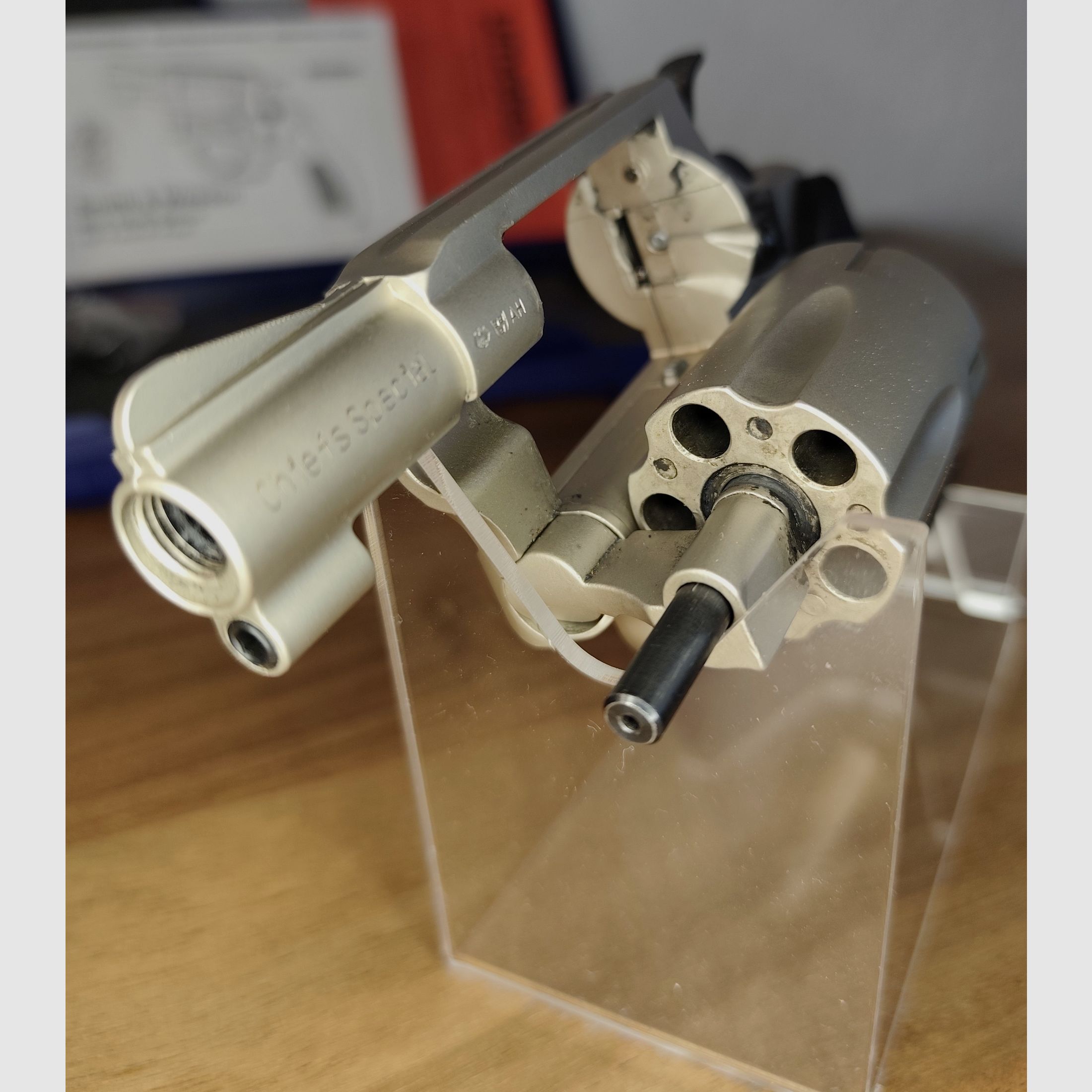 Smith & Wesson Chiefs Special blank firing revolver 9mm R.K.