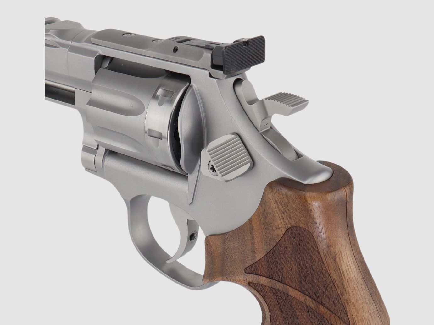 Revólver de competición de acero inoxidable SPOHR 286 .22lr de 6 pulgadas fabricado en Alemania