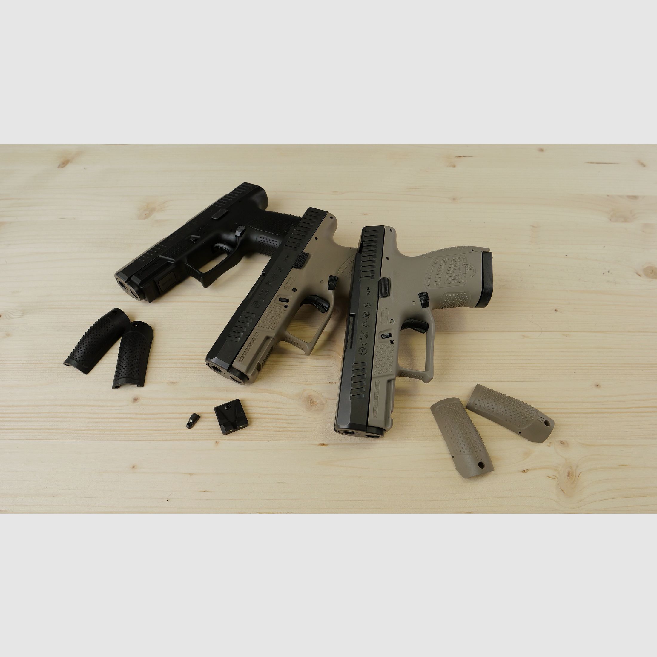 CZ P10 S  "Subcompact-Pistole" in Sand, Grau oder Schwarz - 9x19mm