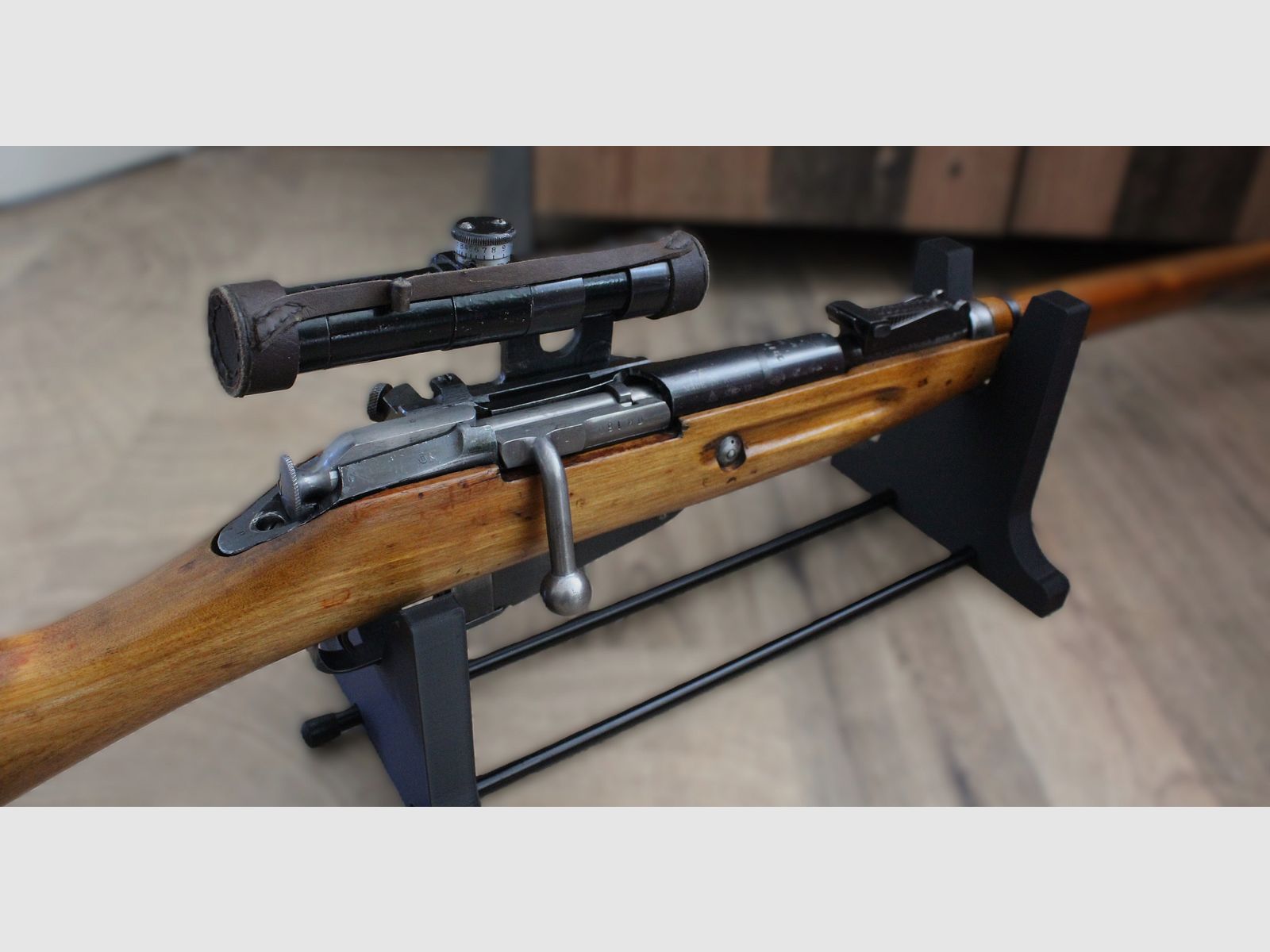 Mosin Nagant sniper rifle with scope. NUMBER MATCHING !!!