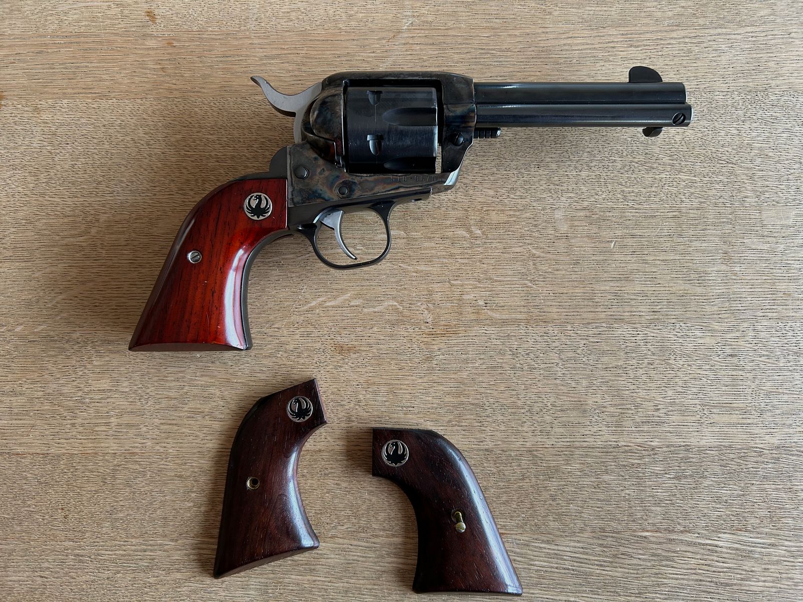 Western revolver Ruger "New Vaquero" 357 Mag