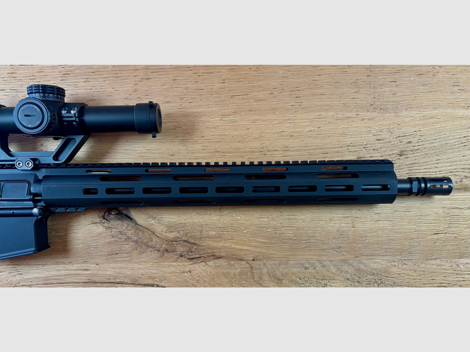 Messerschitt AR15 .223Rem con canna da 16,75“ inclusa ottica 1-10x24 - come nuovo