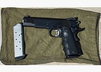 Pistolet Baer Custom 1911 Kaliber .45 ACP - Czarny - Z 2 Magazynami