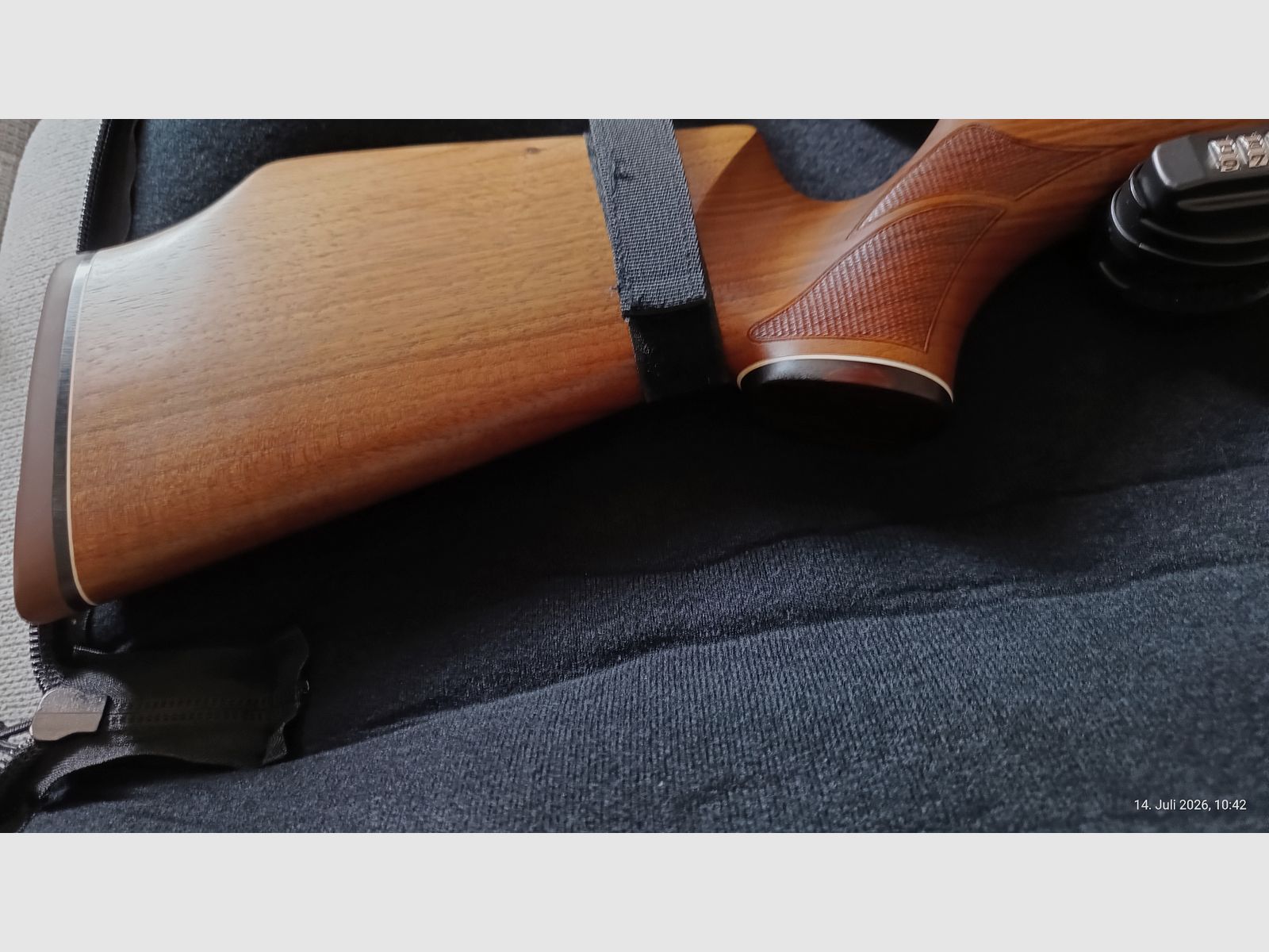 Weihrauch HW100 Hawke Sidewinder 8-32x56
