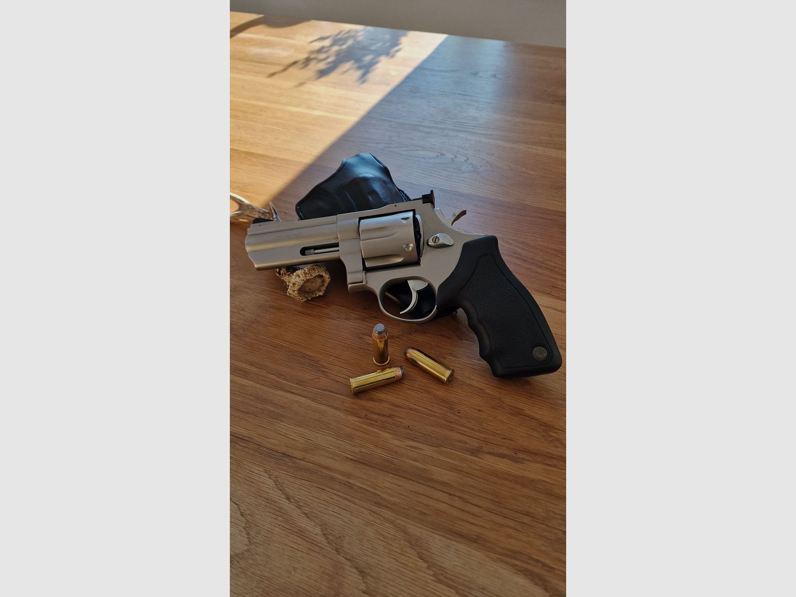 Taurus 44 Mag Revolver