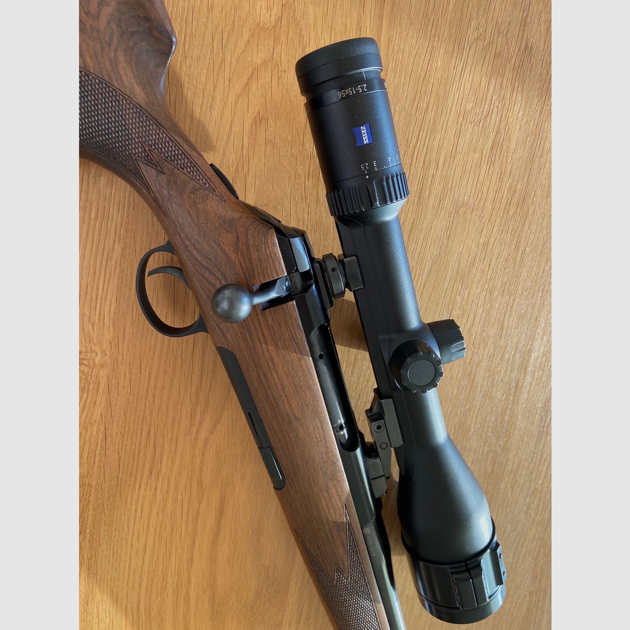 Rößler Titan 6 Repetierer mit Zeiss V6 2,5-15 x 56 Rösler Titan 6