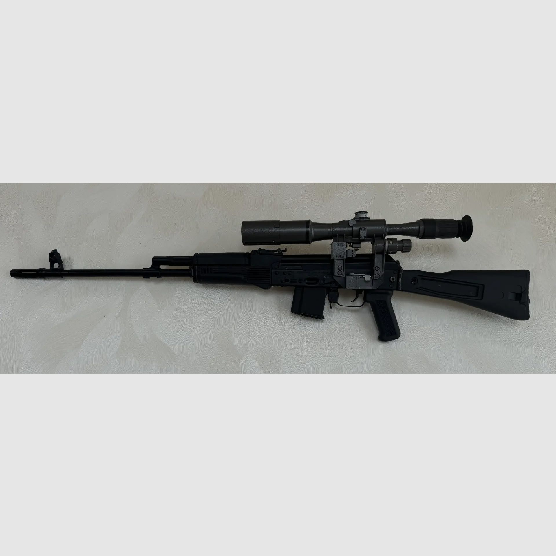 Izhmash A-M3 in kaliber .223 Rem. – Civiele sportversie van de AK-47 met scherpschutterskijker