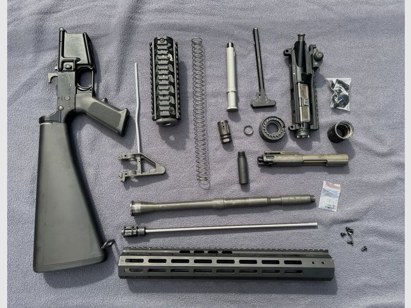 GHK Colt M4 GBB mit 14.5 Stahllauf 1 x G-Mag Gas 1 x CO2 Blech Magazin 15 Noveske NSR Handguard