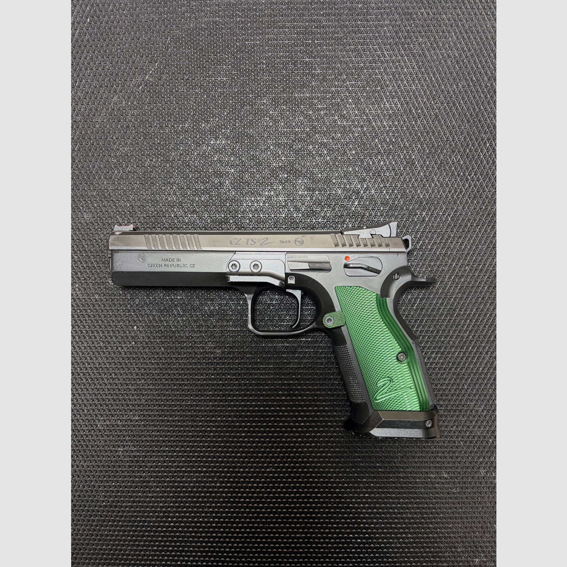 CZ 75 Tactical Sports II — Racing Green — Very good condition — 4 magazines + bag & spring set