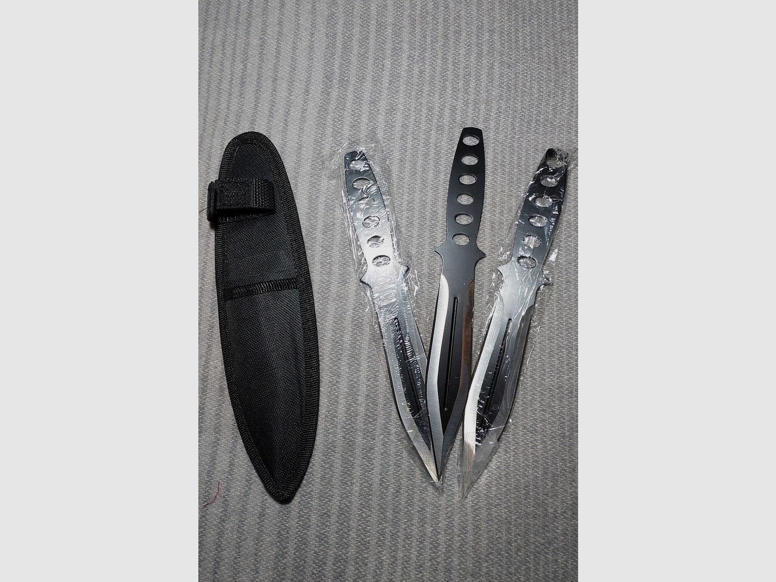 3er Set Wurfmesser – ca. 18,5 cm – mit Nylonscheide