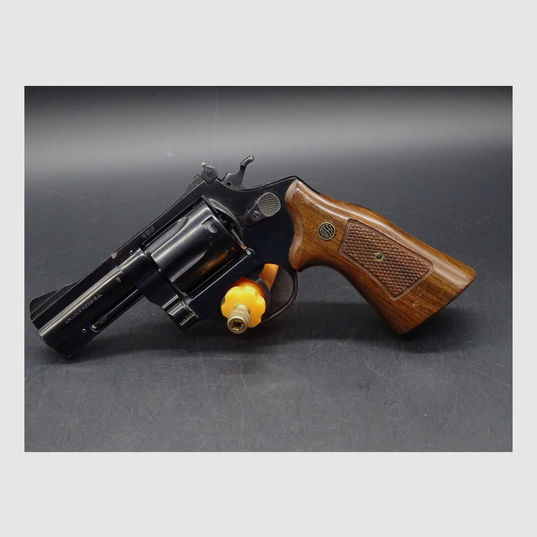 Rossi Revolver Kaliber .357 Magnum 4 Zoll, Bild 2 von 3