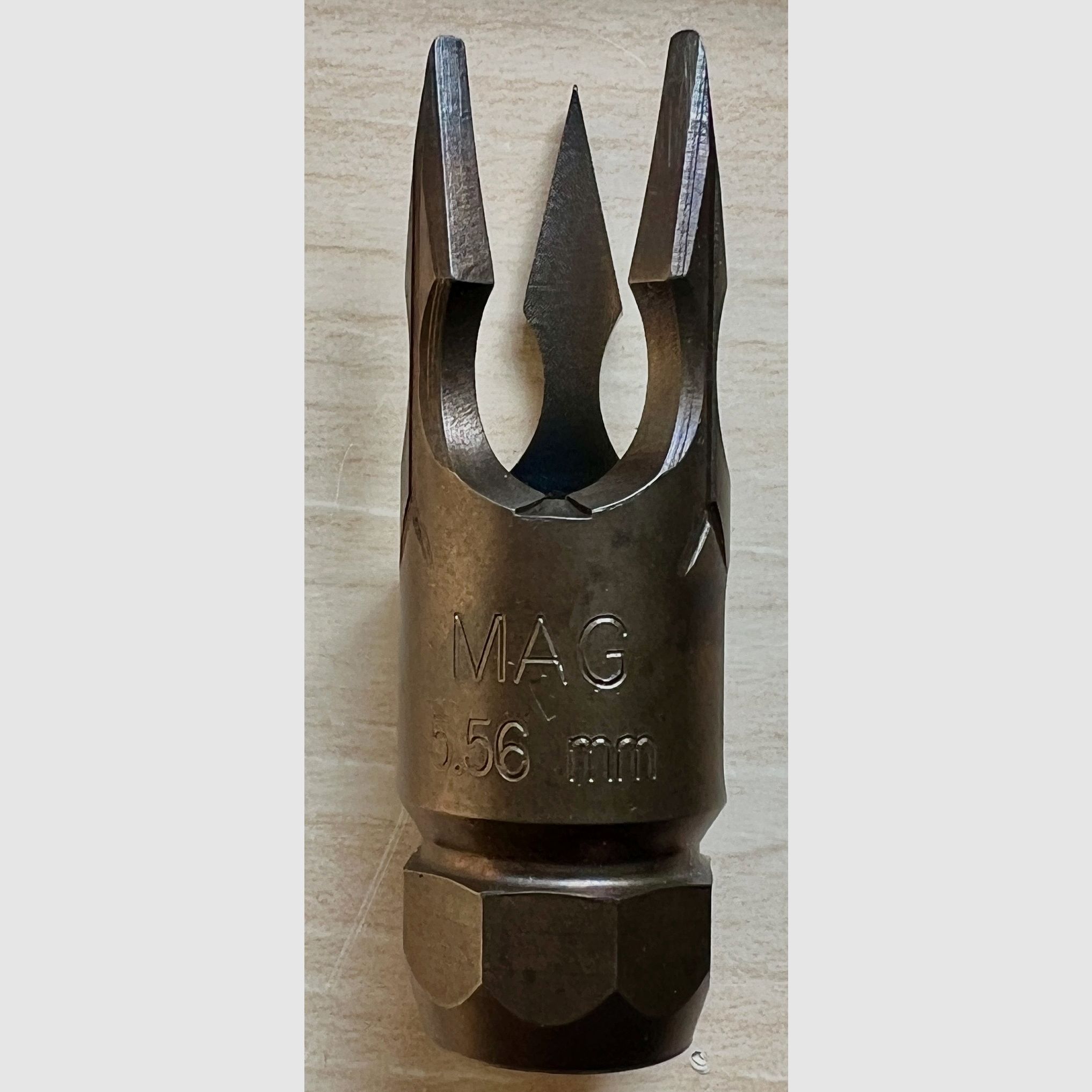 Compensador Dreispitz exclusivo — AR15 / .223 / 5.56 / 1/2x28 UNF