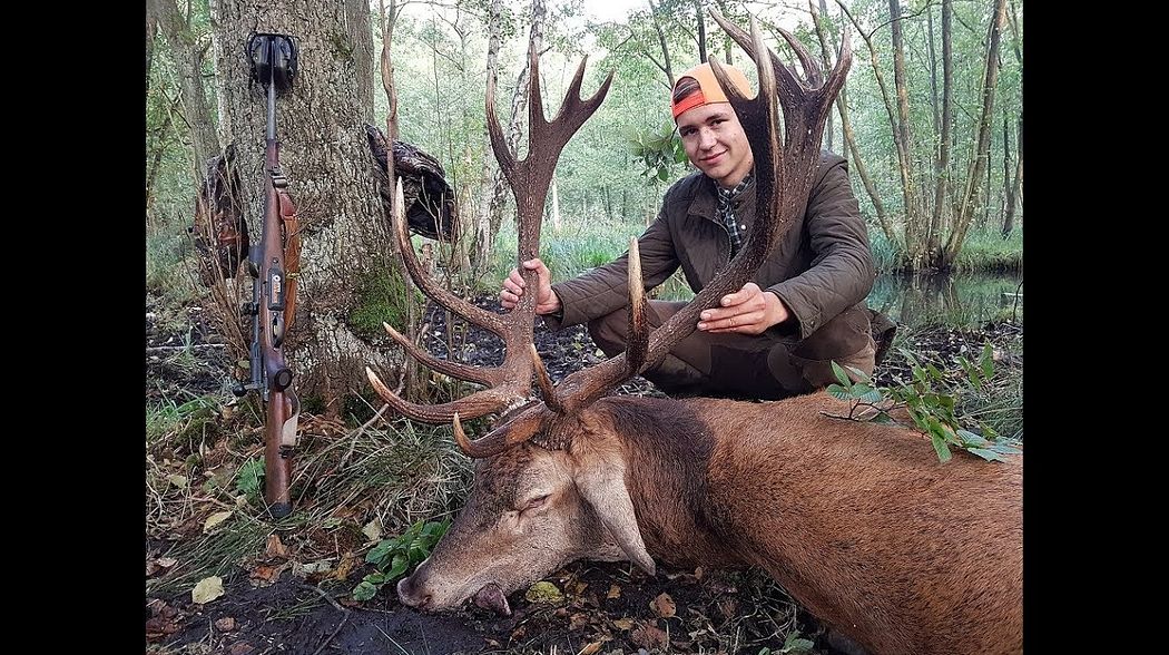 Pirsch auf einen Medaillienrothirsch - stalk for a medal redstag - Hunter Brothers