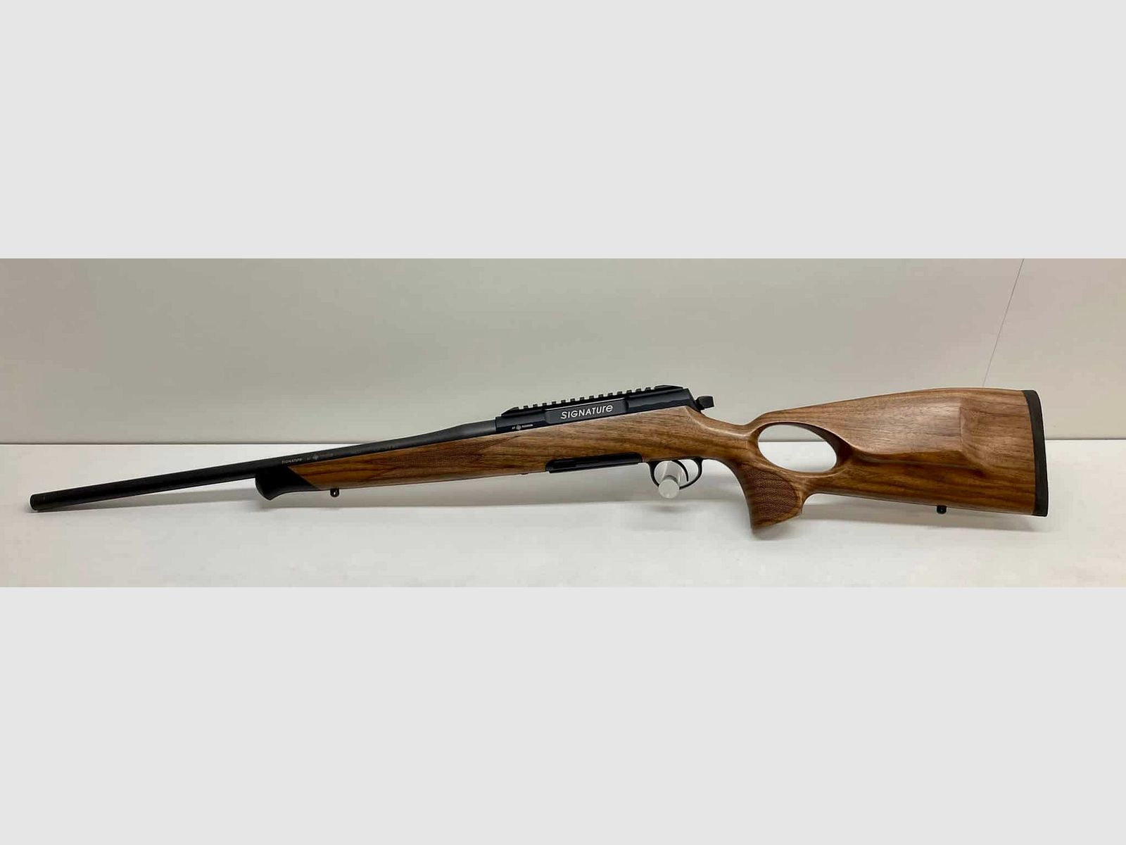 Rössler SIGNATURE LUXUS mango perforado con tensión manual