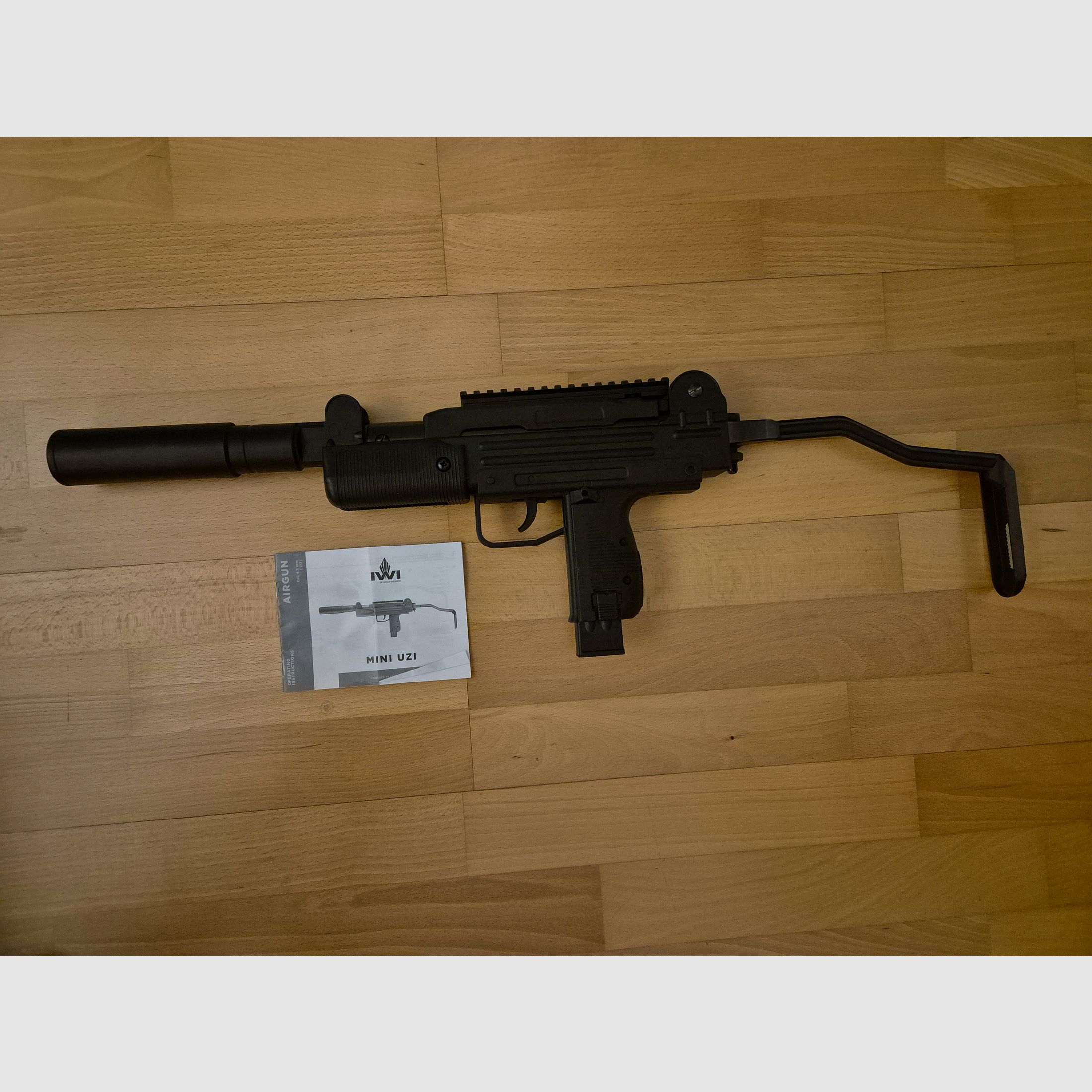 Umarex Uzi knikloop luchtpistool