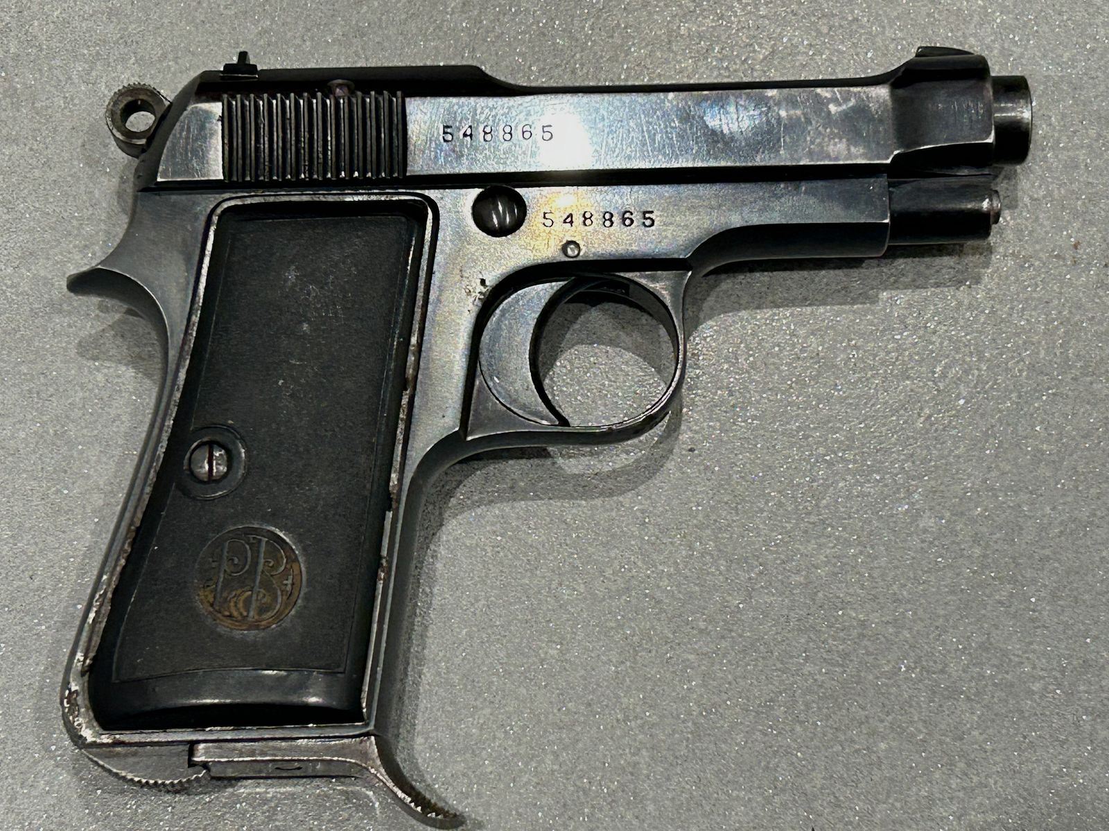 Beretta M1934 - 9mm short Italian military weapon World War II