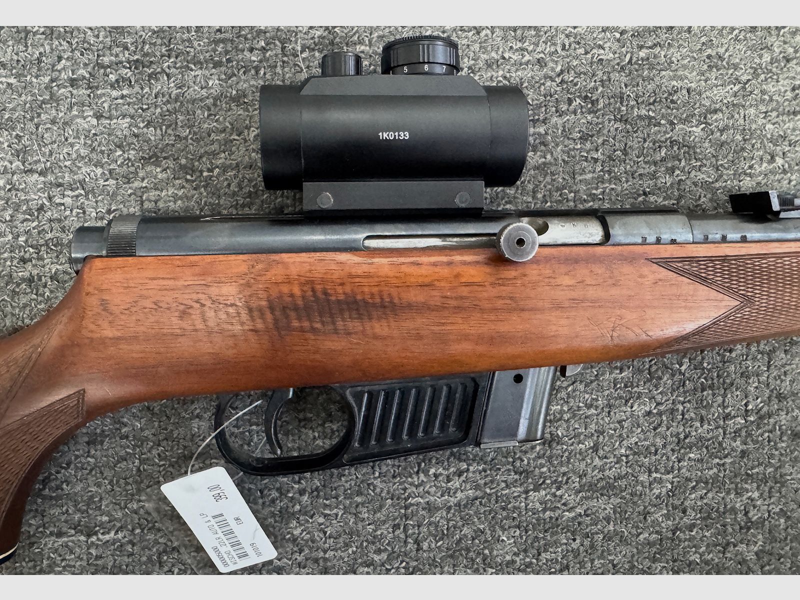 Wischo .22 LR Auto with red dot