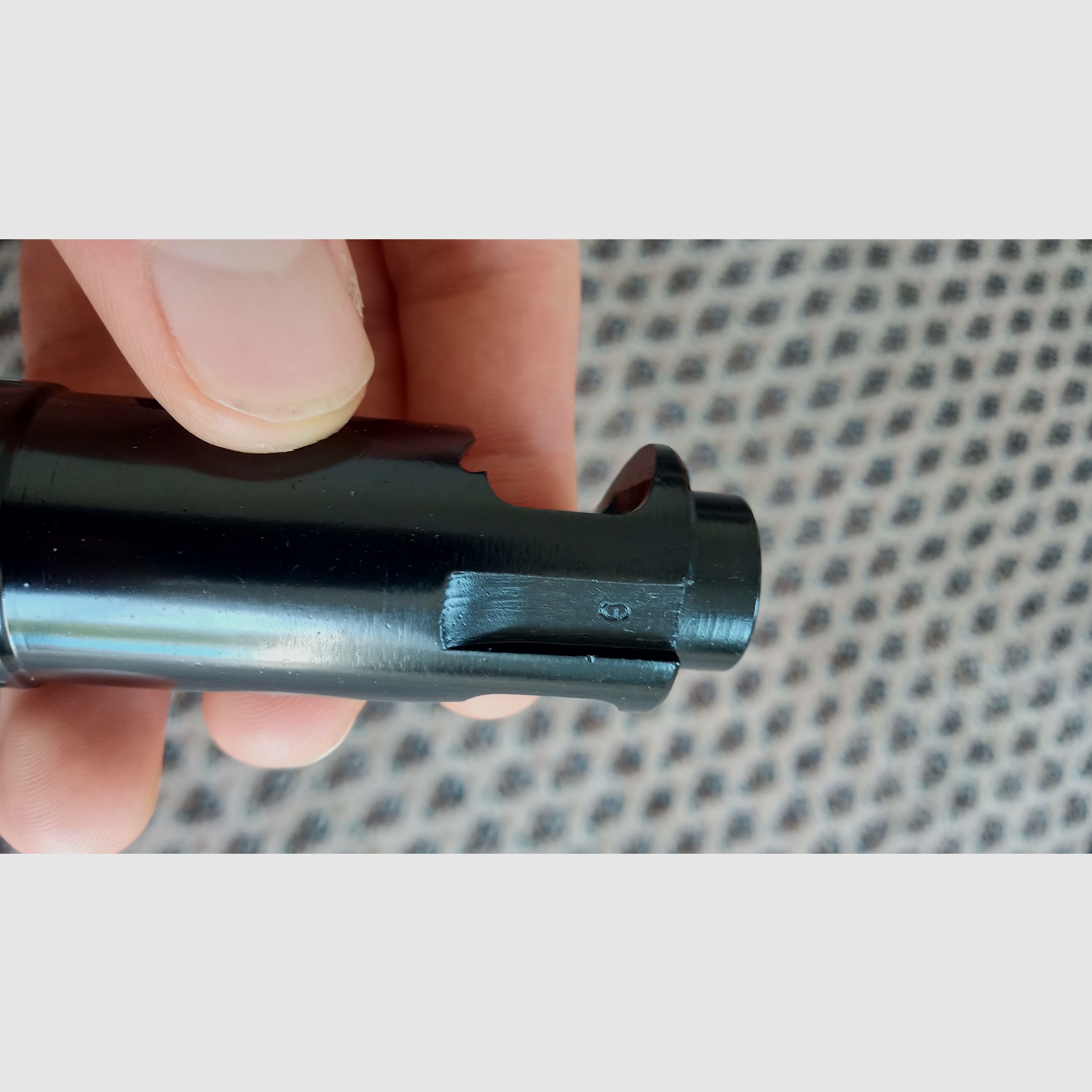 Tauchangebot: Wiesa 5,45/.223 Zick-Zack Flash Hider  gegen Arsenal Flash Hider // DDR NVA MPi AK74 24x1,5 mm Rechtsgewinde Mündungsbremse Mündungsfeuerdämpfer