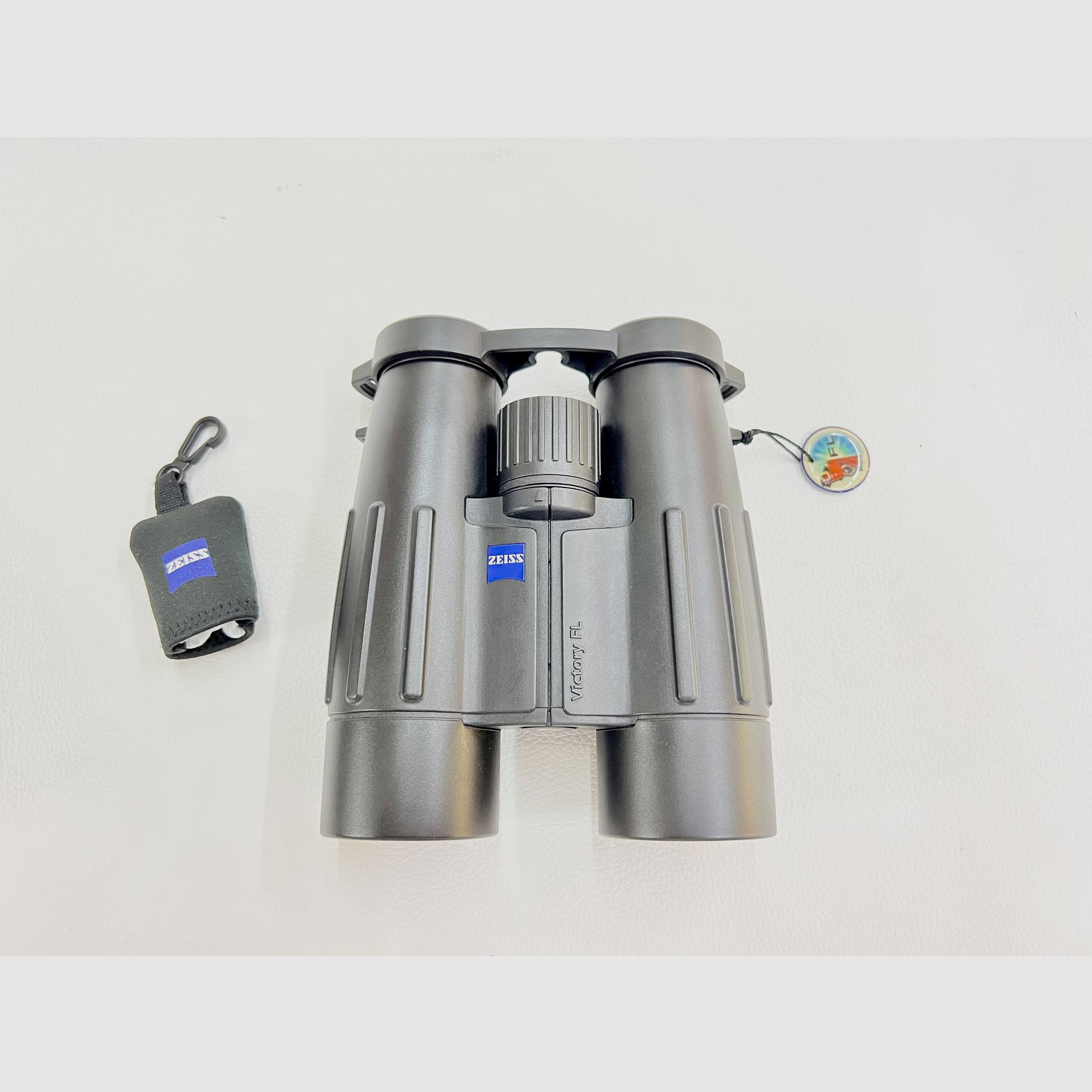 ZEISS – VICTORY 8X42 T* FL, Bild 1 von 3