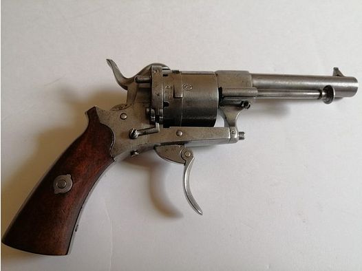 Beau revolver à broche liégeois type Lefaucheux en calibre 7 mm – Excellent état