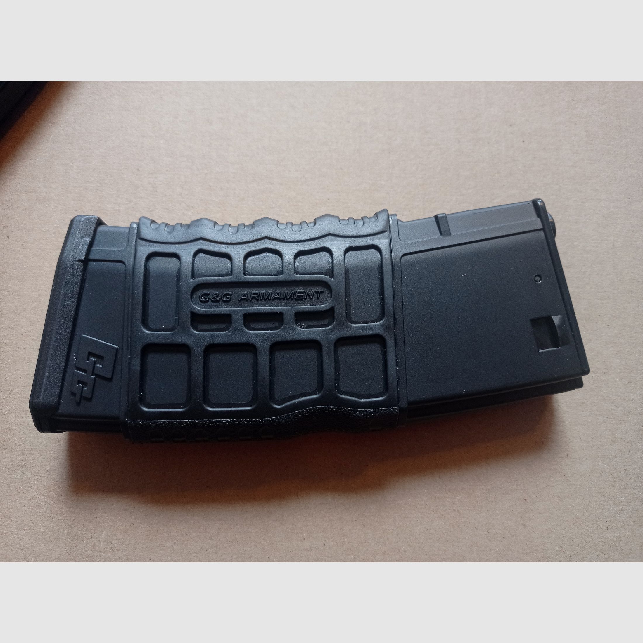 Airsoft Gewehr G&G GC16 SR CQB 0,5J mit Zubehör