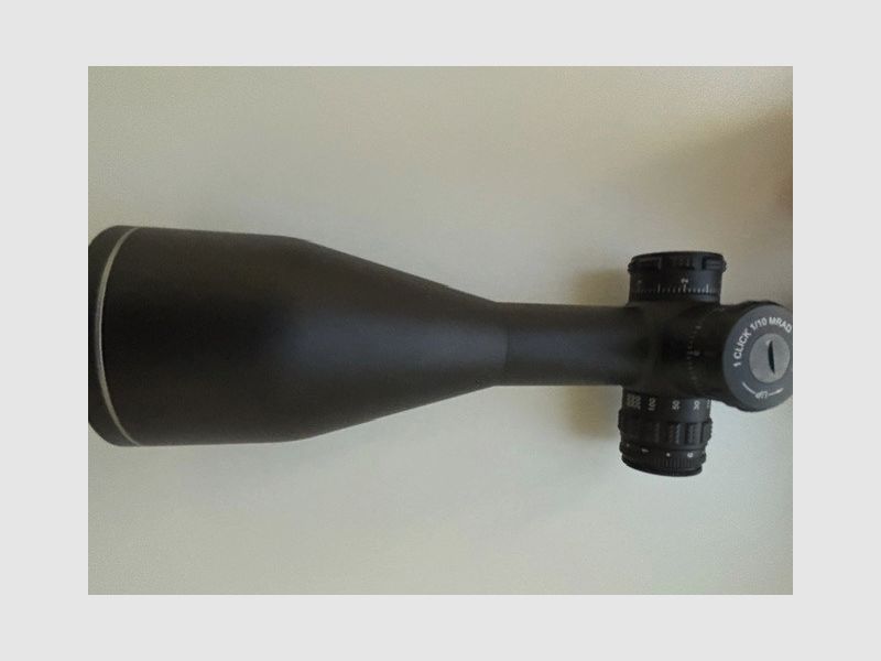 Hawke Sidewinder 30 FFP 6-24x56 (17460) – Half Mil reticle – As new / unfired / unused in original packaging - with Bubble Level
