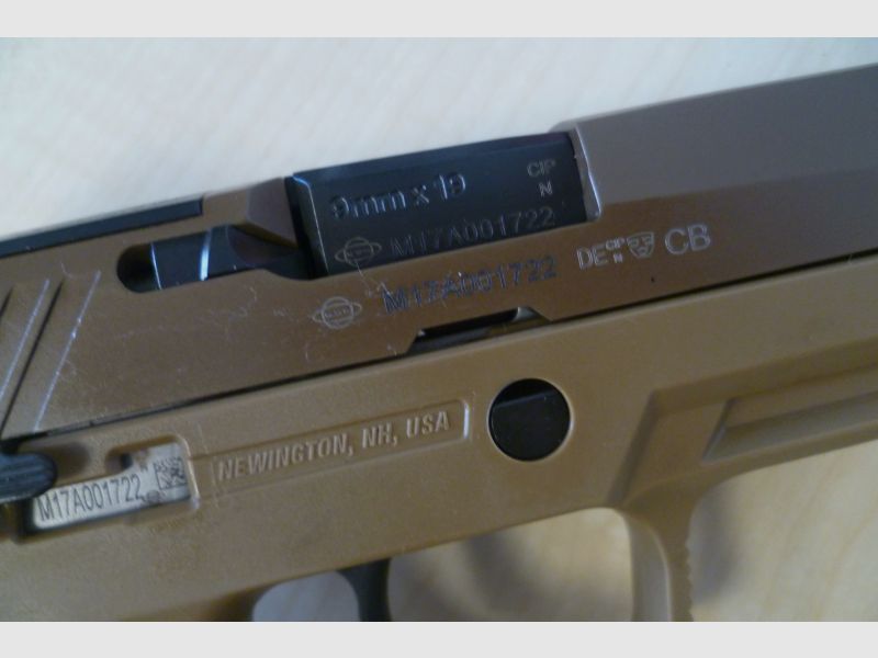 Pistole SIG Sauer P320 M17 Coyote 9mm Luger