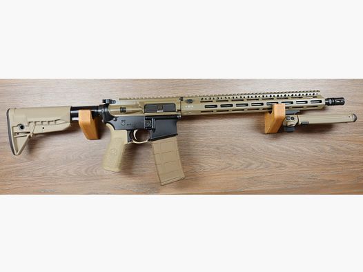 AR-15 BCM4 FDE