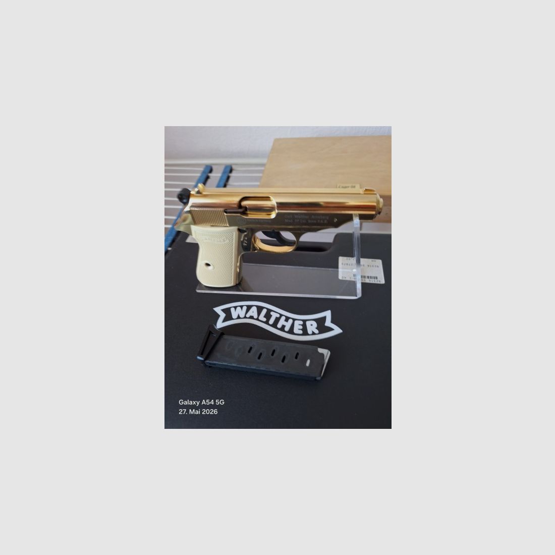 WALTHER PP cal 9mm PAK dorado con certificado