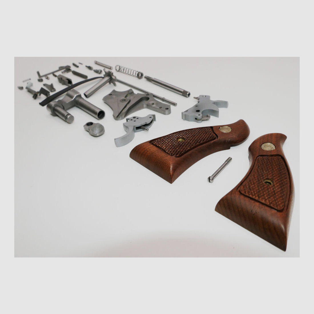 Conjunto de piezas Smith & Wesson Conjunto de piezas S&W 64-3