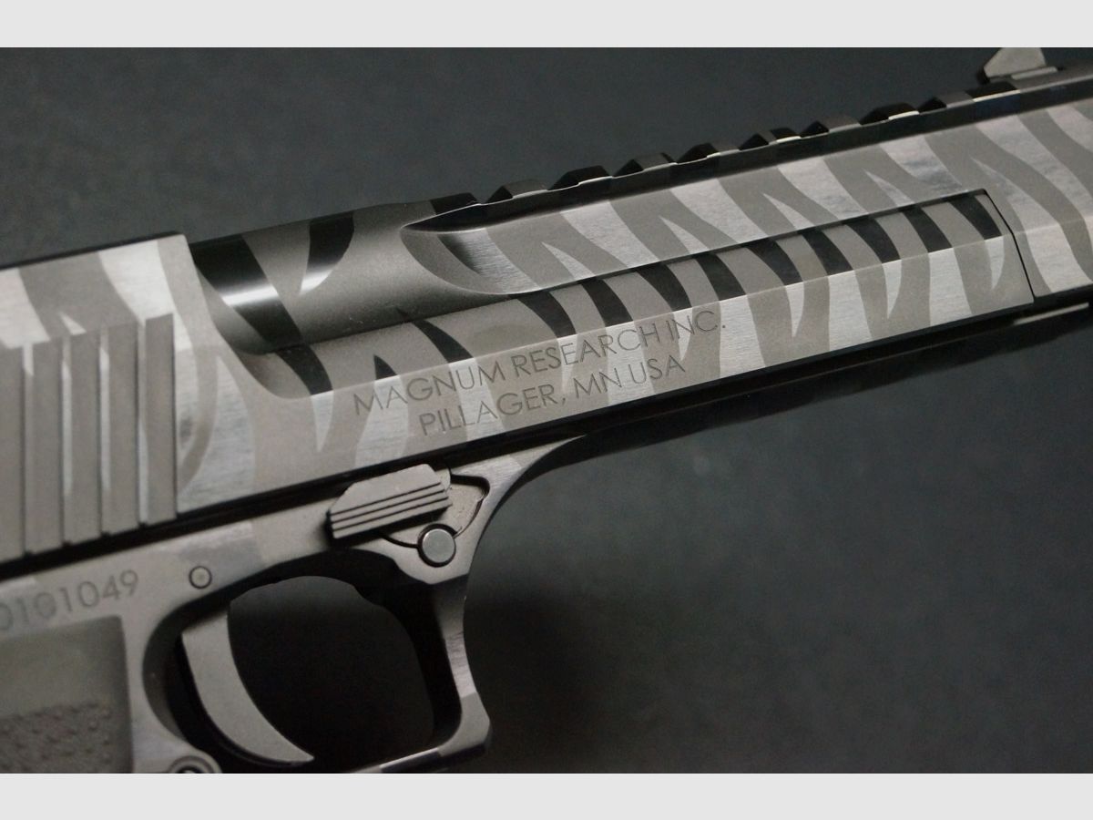 Magnum Research Desert Eagle Black Tiger Stripes, Bild 2 von 8