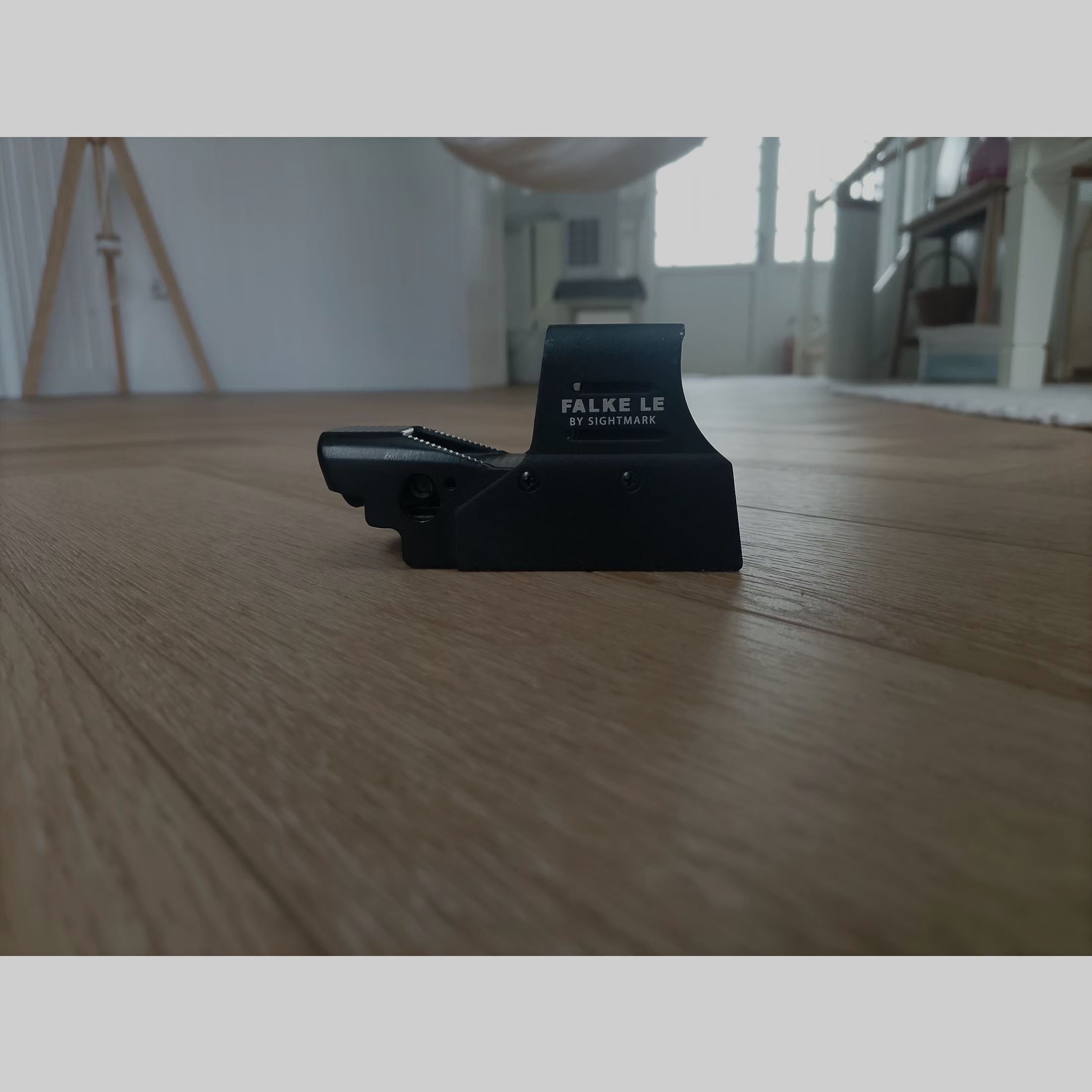 Falke LE by Sightmark red dot sight / reflex sight with quick-release mount